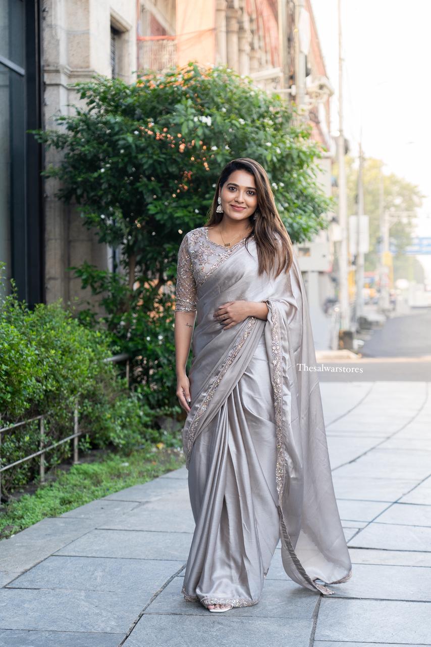 Sylvia 🩶 - Image 5